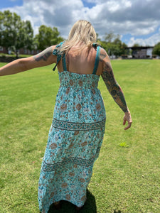 FORGET ME NOT ribbon tie // maxi dress