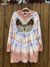 BUTTERFLY upcycled Sweatshirt // tie dye   // medium dress pockets