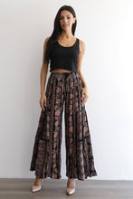 25R84-AA09 PRINTED FLARE PANTS WITH LACE INSERTS AND SMOCKED: Black / L