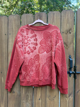 DOILY BLEACH upcycled Sweatshirt // crew neck / medium Rust
