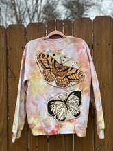 BUTTERFLY upcycled Sweatshirt // tie dye peach // medium