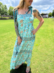 FORGET ME NOT ribbon tie // maxi dress