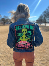 UPCYCLED JACKET  // medium handmade // Alien