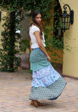 Blue garden queen skirt // stretch smocked fit